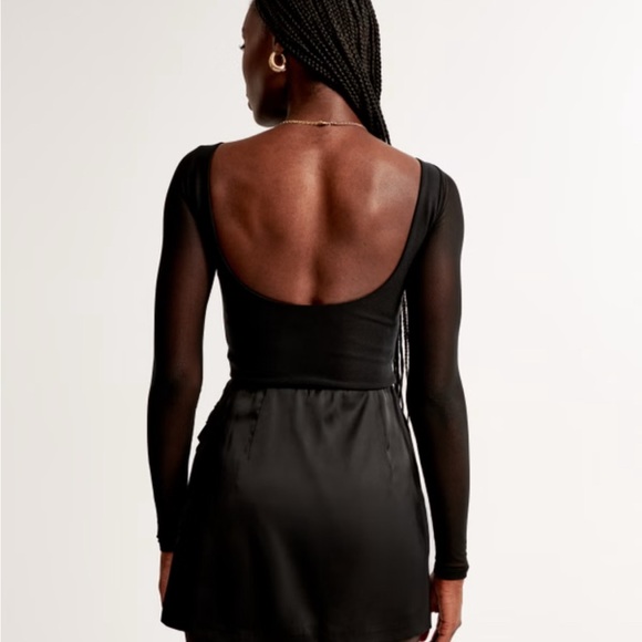 Abercrombie & Fitch- Black Long Sleeve Bodysuit - Picture 4 of 5